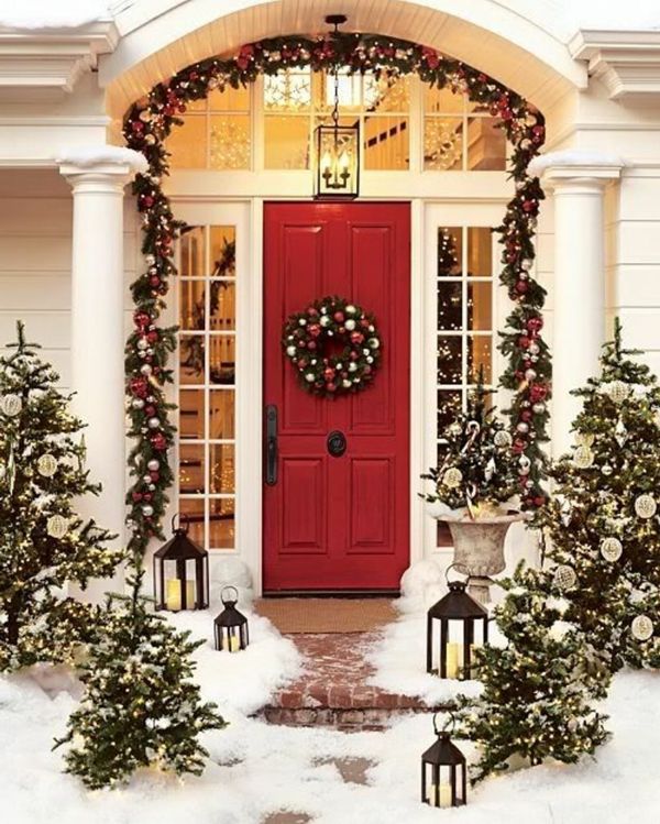 Weihnachtsdeko-ideeën-voor-de-rode-deur
