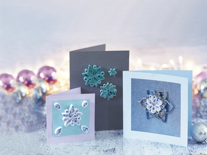 Dizajn vianočné karty s technikou Quilling, krásne 3D snehové vločky, DIY nápady na inšpirovať a napodobňovať