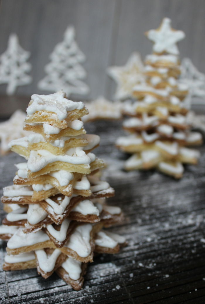 Vianočné sušienky pečenie myšlienky stromu