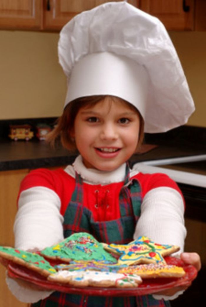 Julekaker med barn baking