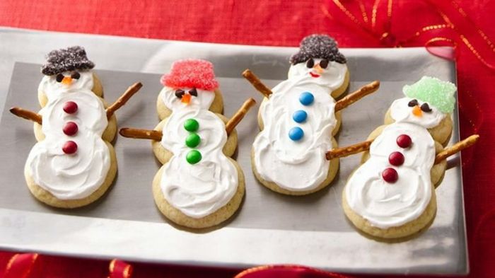 Vianočné cookies-spolu-s-deti-zdobiť