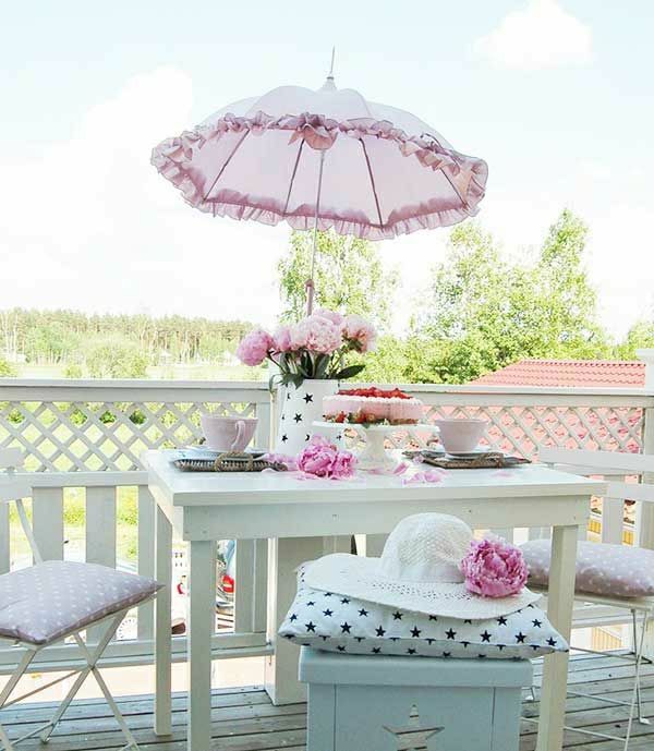 beyaz balkon mobilya-balkon-güzelleştirme-balkon-deco fikirler-balkon tasarımı