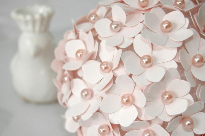 biele kvety-of-papier-zaujímavá-kytice-diy-svadobné