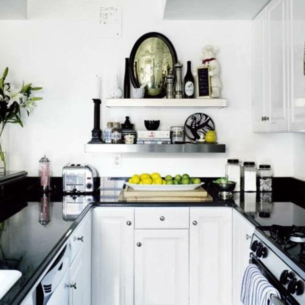 bianco-piccola-cucina-set-con-black-elementi