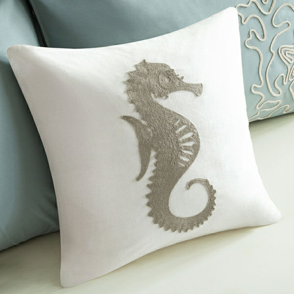 travesseiros-com-decoração-hausdeko-idéias cinza de cavalo-marinho-de cavalos-marinhos-deco-idéias-com-mar cavalo branco