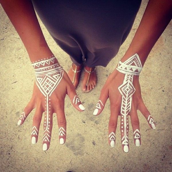 witte henna patroon tattoo witte nagellak Voeten Dress
