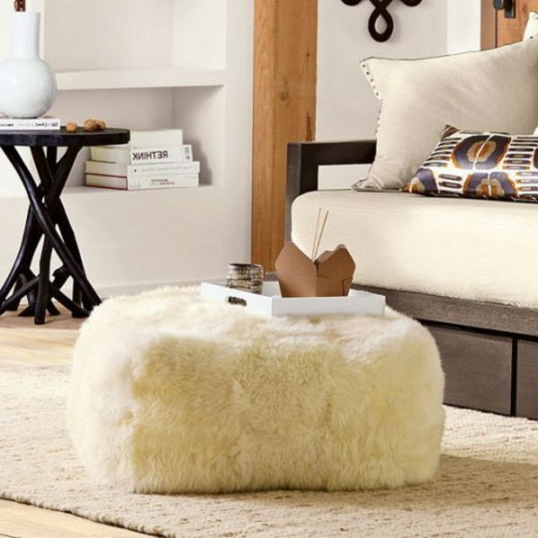 baltaodžiai orientuota pagalvėlė - naudoti kaip staliukas