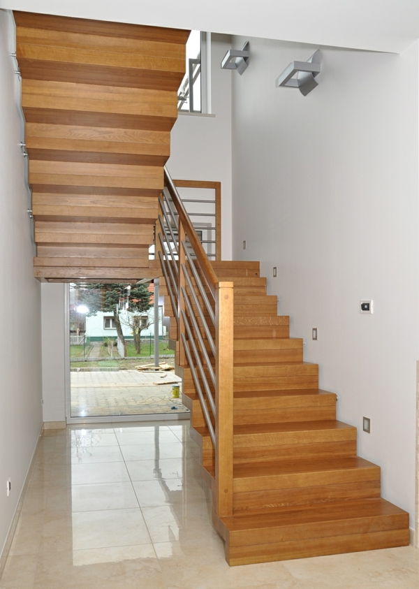 döner merdiven-modern tasarım - cam duvar
