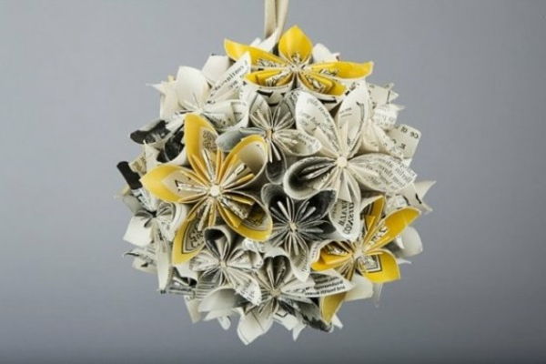 -Origami-flower-ball gevouwen