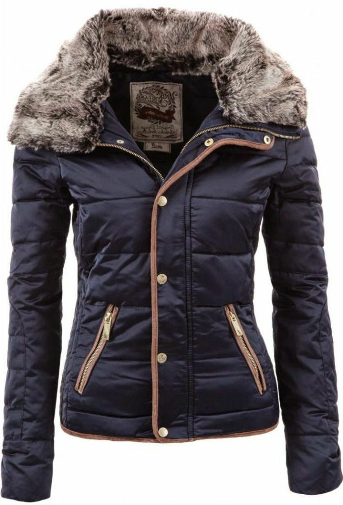 zimske jakne-za-ženske-črno barvno ozadje-v-bela