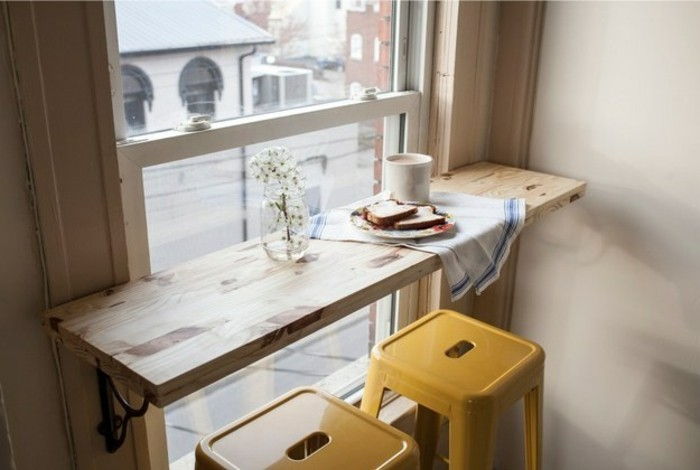 WOHNIDEEN-mutfak-masa-ahşap-metal sandalyeler, sarı ve kahvaltı-Çiçek Deco Street view