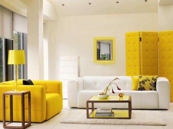 Stue design-gule elementer