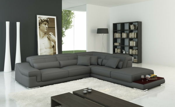 stue-enhet-med-en-super-komfortabel sofa - i grått