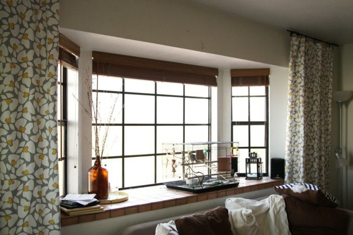 woonkamer-window-decoreren-en-met-moderne-gordijnen