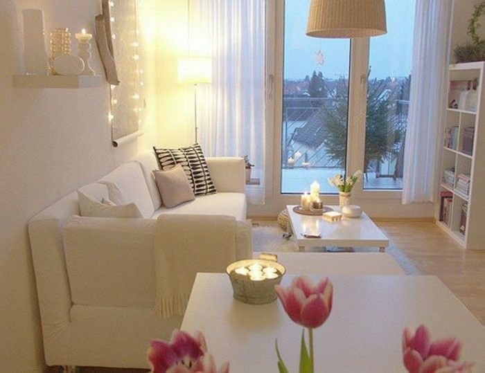 obývacia izba-design-and-pink-tulipán-next-the-point-sofa
