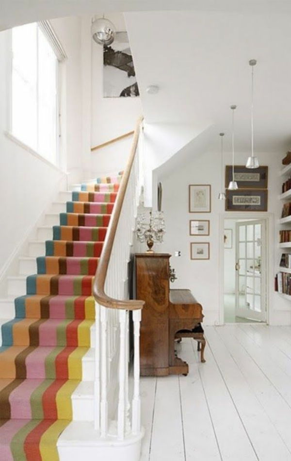 maravilhosa escada que estabelece tapete