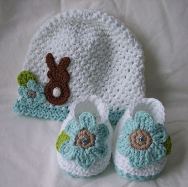 bela-baby-cap crochet-sapatas de bebê pequenas