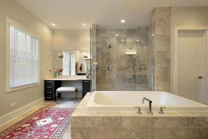 gražus dušo kabina-of-stiklo-įdomus dizainas-vonios kambarys