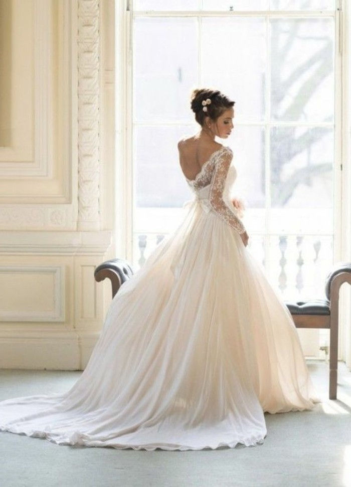 vakre-design-champagne-kjoler-rik-modell