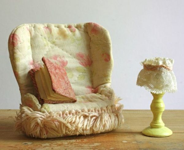 vacker-dockhus möbler-vackra-chair-by-docka