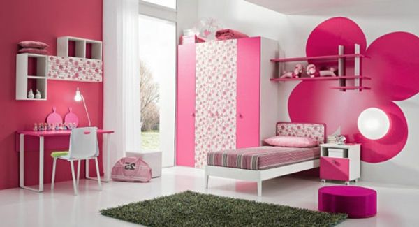 Krásna-spálňa-in-pink-farebne