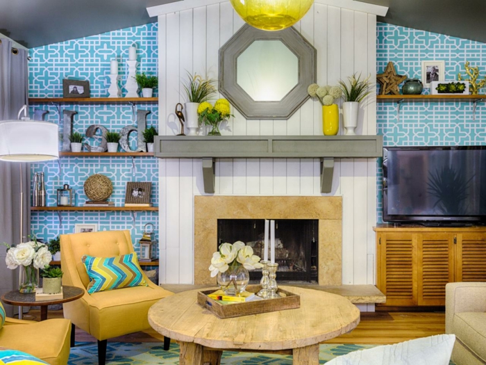 vackra vardagsrum inredning Rustic Soffbord spis TV Moderna möbler blå retro tapeter