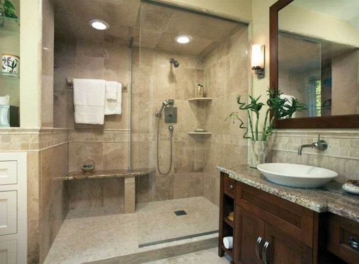 vacker-baddesign-small-space-stor spegel
