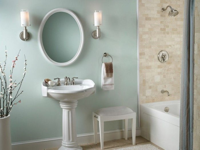 vacker-baddesign-oval-spegel mycket-mycket-modell