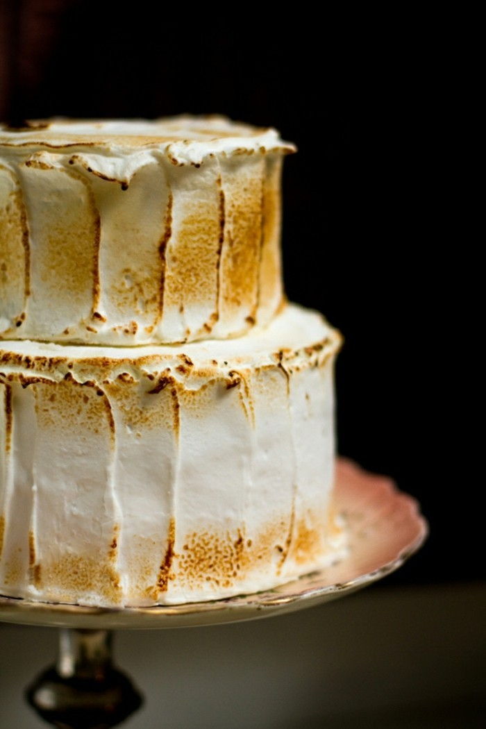 krásny model, svadobná torta, vlastné vyrobené