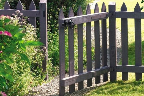 çit-tasarım-bahçe-küçük kapı