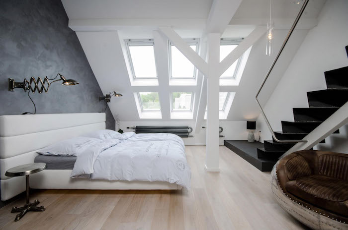 plokščios konstrukcijos idėja miegamasis langas baltos lovos dizainas plokščia stogo danga