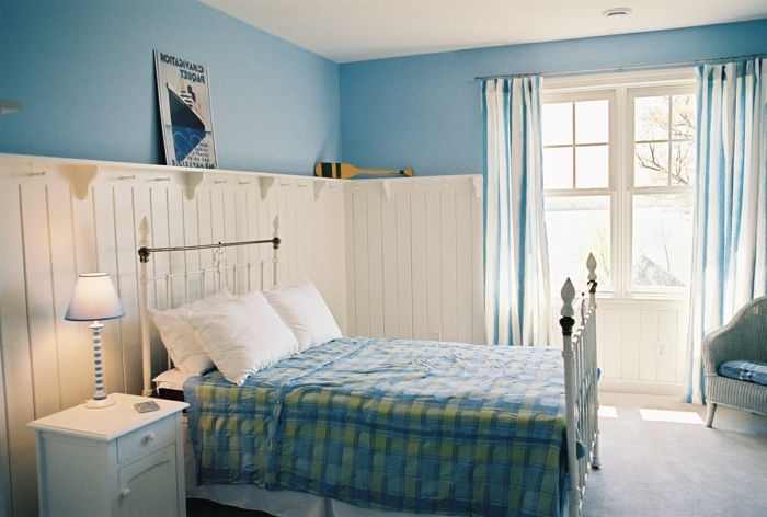dormitor vopsea-sfaturi-perete de culoare albastru-dormitor confortabil