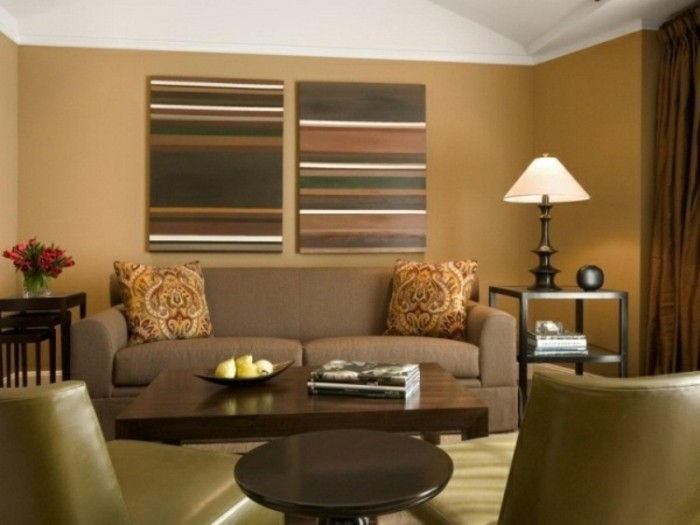 två bilder-an-der-stav-beige-wohnideen-for-vardagsrum-soffa-and-fåtölj